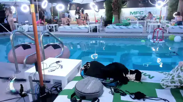 Cosmicneko – MyfreecamsLive Video Recording – 2024 07-22 09:52:17