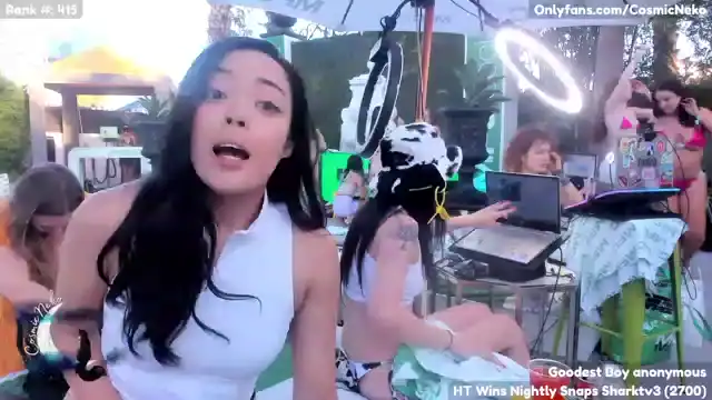 Cosmicneko – MyfreecamsLive Video Recording – 2025 04-06 07:24:39