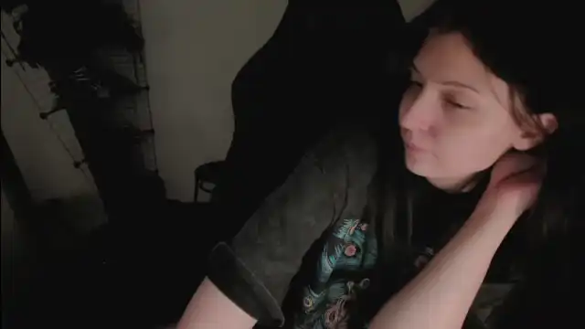 Ticklishbones – MyfreecamsLive Video Recording – 2025 06-16 01:33:11