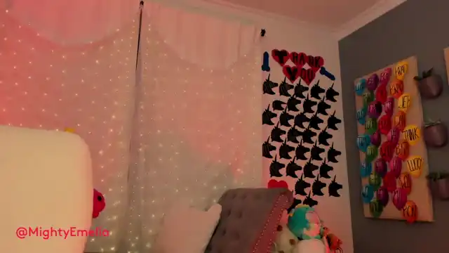 Mightyemelia – MyfreecamsLive Video Recording – 2025 03-14 08:13:31