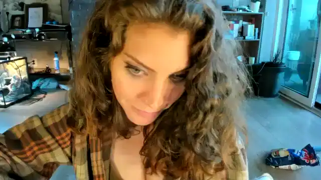 Laurel – MyfreecamsLive Video Recording – 2024 02-04 08:32:37