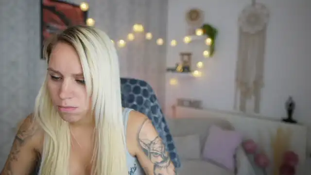 Cherry__blond – MyfreecamsLive Video Recording – 2024 03-13 12:29:17