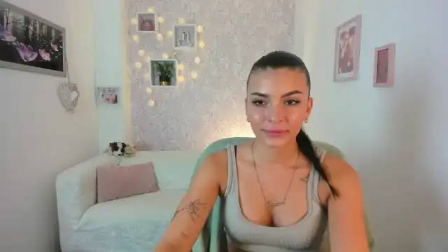 Lana_grey18 – MyfreecamsLive Video Recording – 2025 05-25 14:10:56