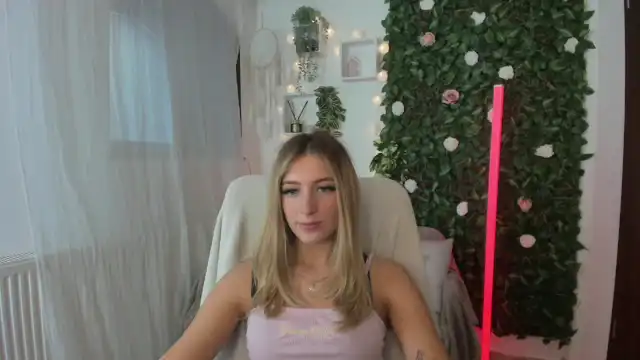 Tina_nappi18 – MyfreecamsLive Video Recording – 2025 02-18 10:44:38