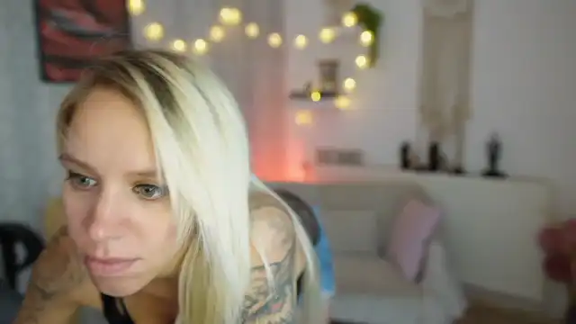 Cherry__blond – MyfreecamsLive Video Recording – 2025 01-16 20:04:30