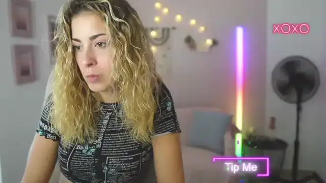 Gia_lopez18 – MyfreecamsLive Video Recording – 2025 05-22 13:49:31
