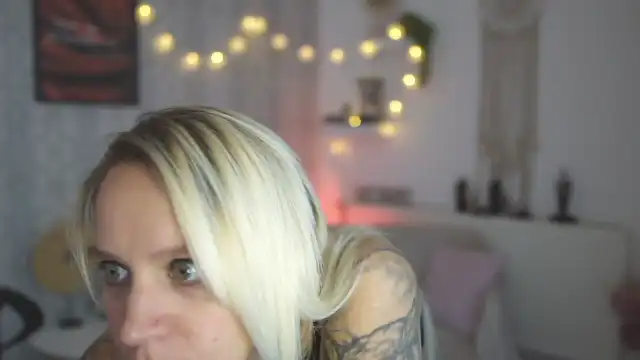 Cherry__blond – MyfreecamsLive Video Recording – 2025 03-07 02:11:01