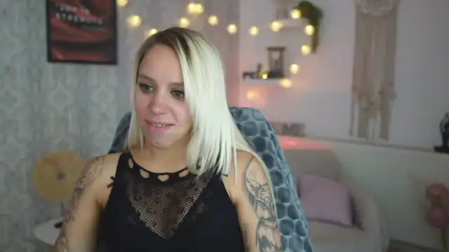 Cherry__blond – MyfreecamsLive Video Recording – 2024 02-05 18:32:23