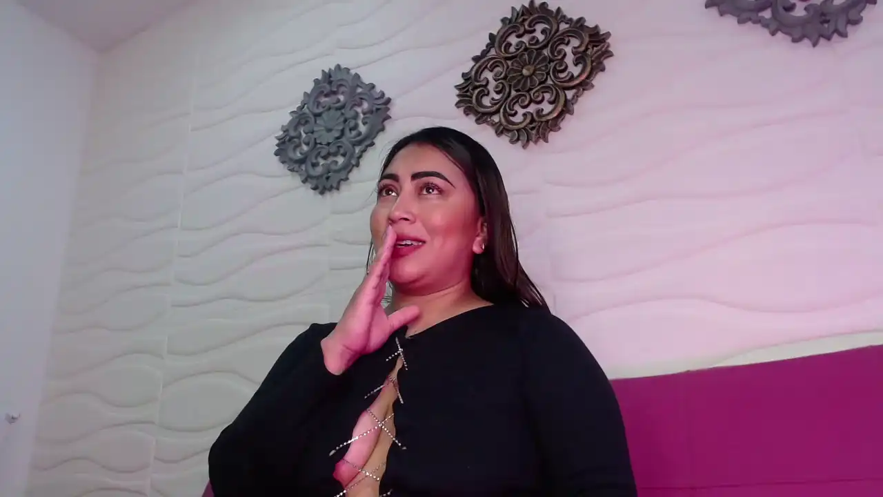 Roxanemyer – Manyvids LiveLive Video Recording – 2025 05-07 18:16:40