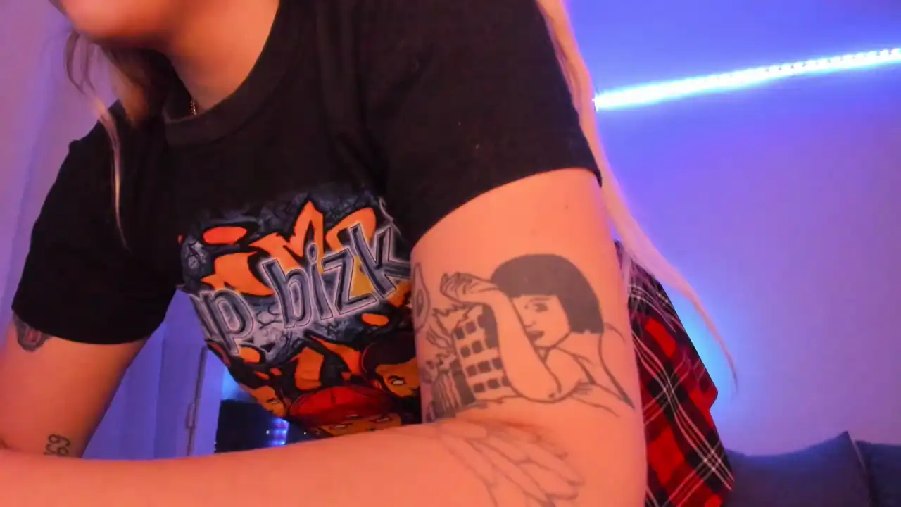 Vanillaisforicecram_ – ShowupLive Video Recording – 2024 04-27 08:14:36