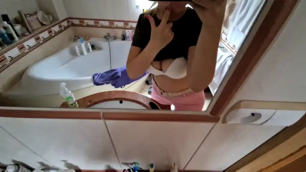 Tosiaaaa – ShowupLive Video Recording – 2025 02-24 12:18:14