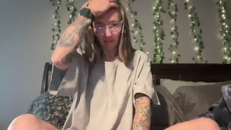 Twistedtayla – StreamateLive Video Recording – 2025 01-02 04:17:43