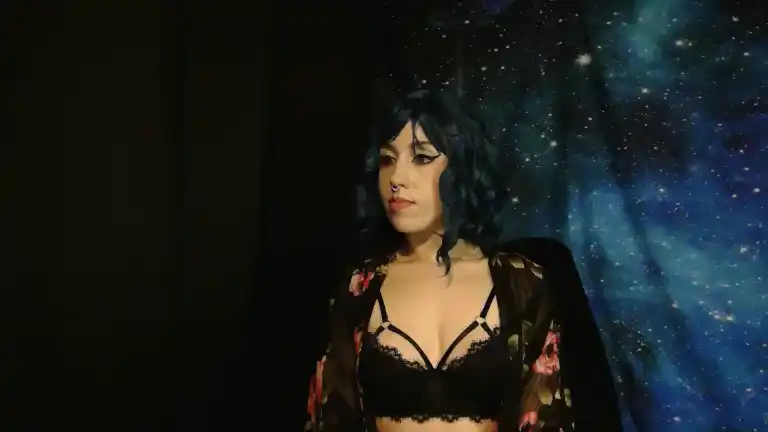 Missvikkiblue – StreamateLive Video Recording – 2025 01-20 00:20:50