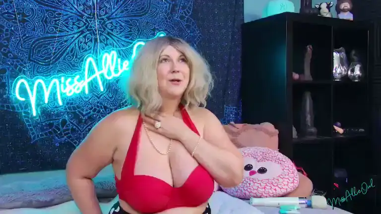 Missallieowl – StreamateLive Video Recording – 2025 04-22 07:08:45