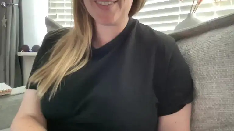 Tittietia19 – StreamateLive Video Recording – 2025 02-21 10:41:02