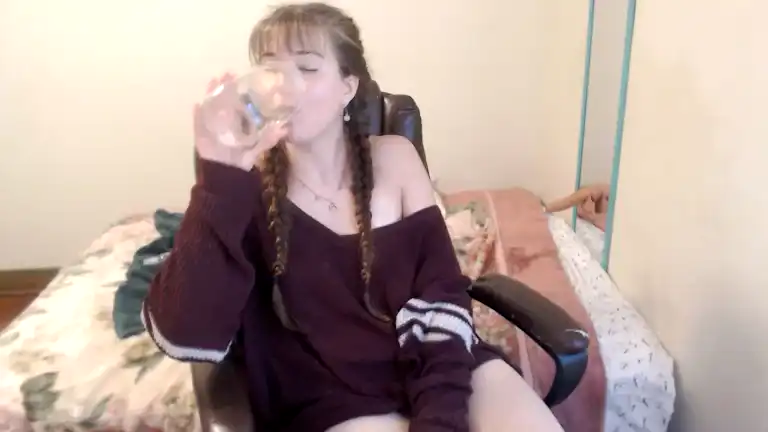 Hannahcloe – StreamateLive Video Recording – 2025 04-06 01:15:12