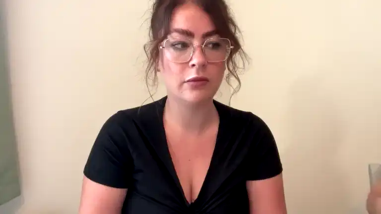 Robynuk – StreamateLive Video Recording – 2025 04-10 19:54:47