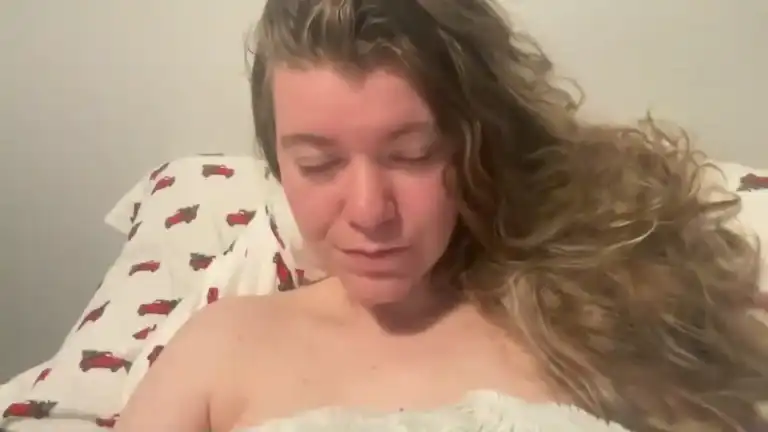 Trixieiris – StreamateLive Video Recording – 2025 02-05 13:21:58