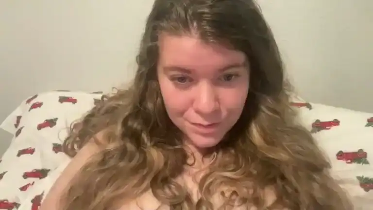 Trixieiris – StreamateLive Video Recording – 2025 03-18 07:04:14