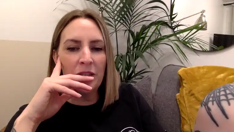 Rosieloveuk – StreamateLive Video Recording – 2025 05-28 11:40:40