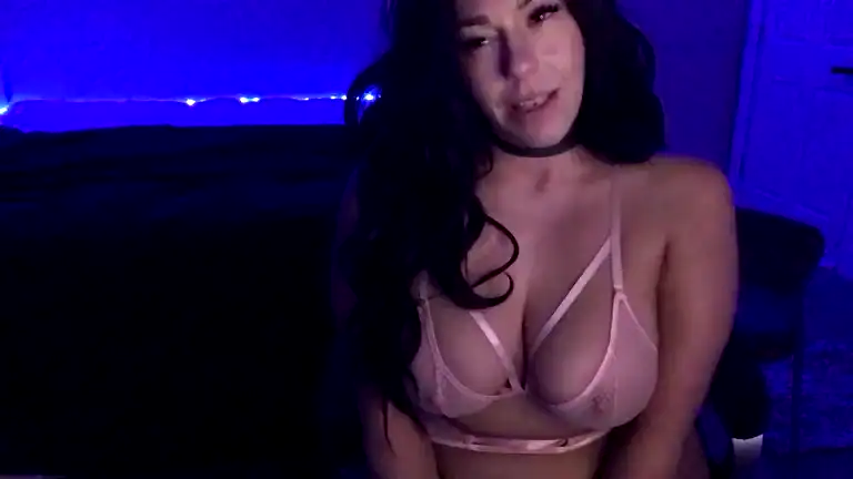 Valentinav69 – StreamateLive Video Recording – 2025 01-08 20:31:57