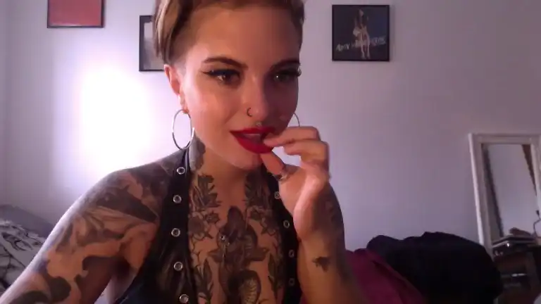 Rubyrichxo – StreamateLive Video Recording – 2025 01-08 02:45:30