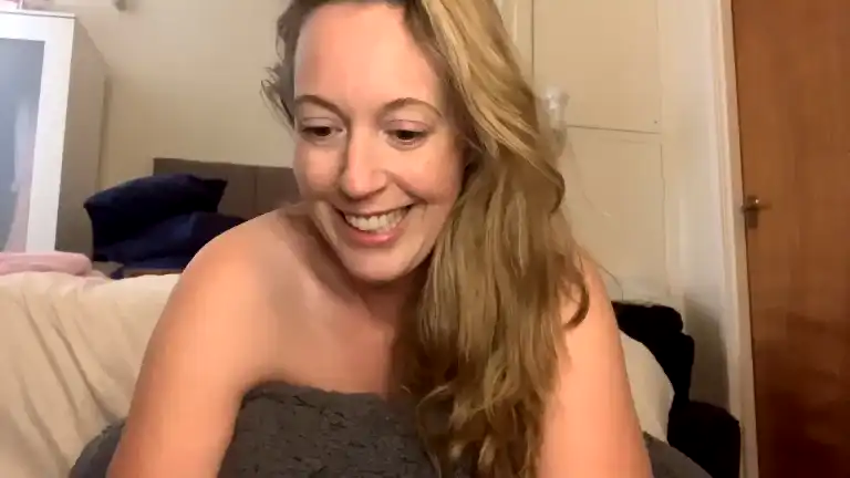 Gigiblueuk – StreamateLive Video Recording – 2025 05-12 08:55:51