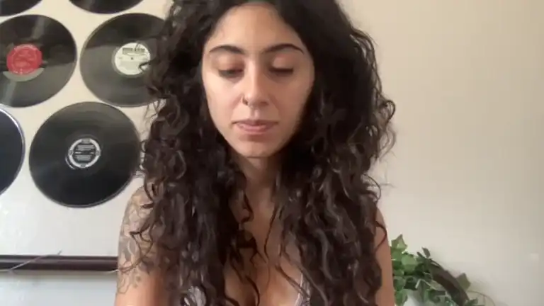 Valeriarose53 – StreamateLive Video Recording – 2024 07-22 18:25:01