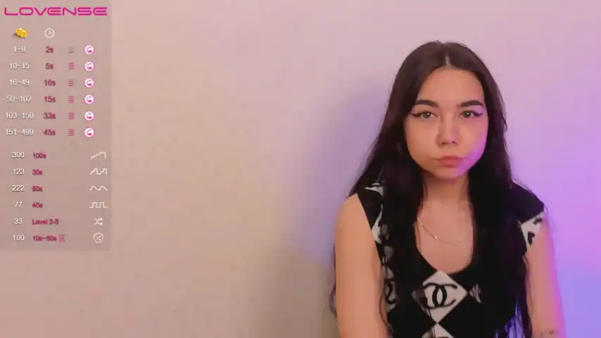 Laurendaisy – StripchatLive Video Recording – 2025 05-01 19:47:30