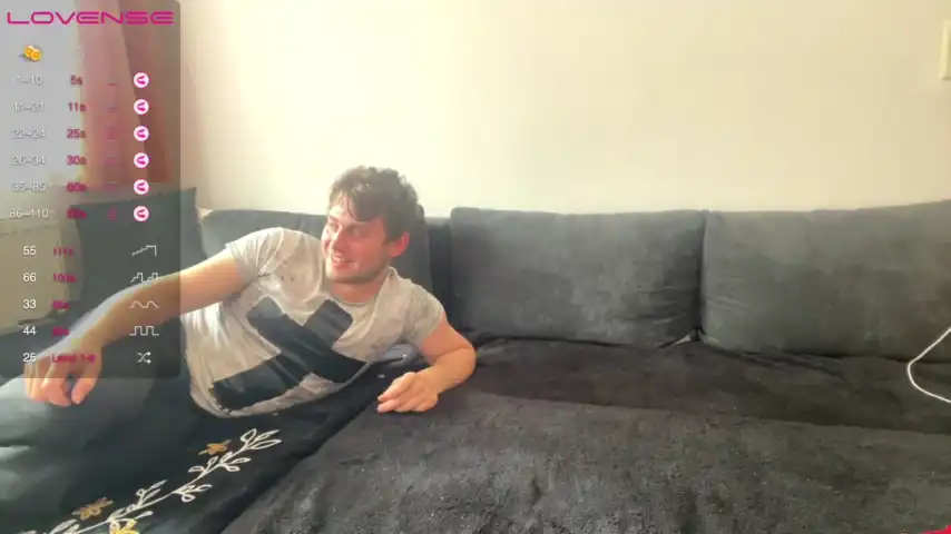 Larablond – StripchatLive Video Recording – 2025 06-06 14:53:19