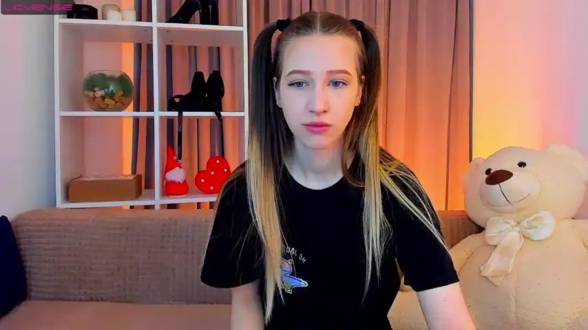 Ur_babe__ – StripchatLive Video Recording – 2025 04-18 16:52:32