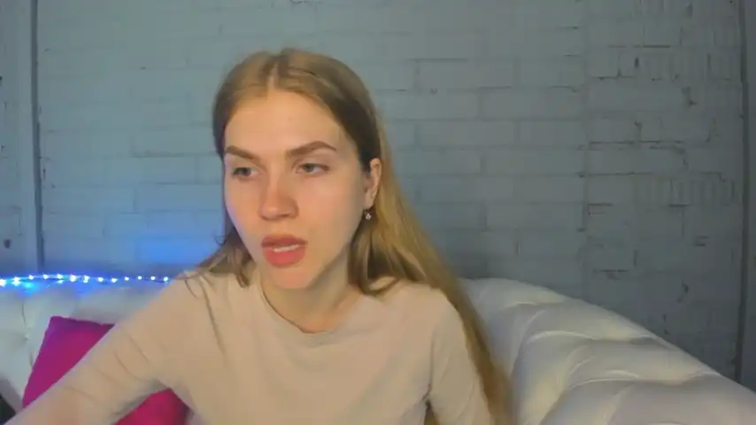 Common_room – StripchatLive Video Recording – 2025 02-02 01:17:29