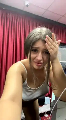 Larisxxx – StripchatLive Video Recording – 2025 03-20 17:08:38