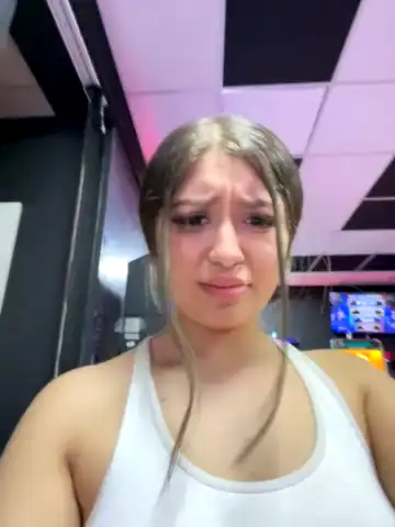 Larisxxx – StripchatLive Video Recording – 2025 02-28 13:60:14