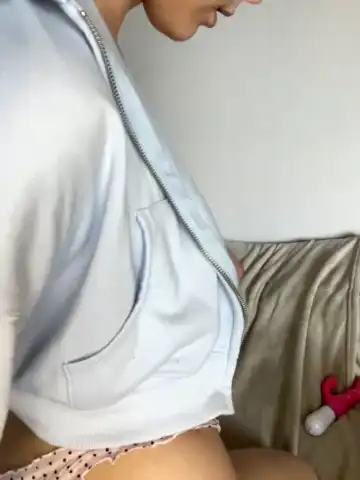Tindaylin – StripchatLive Video Recording – 2024 09-28 02:57:30