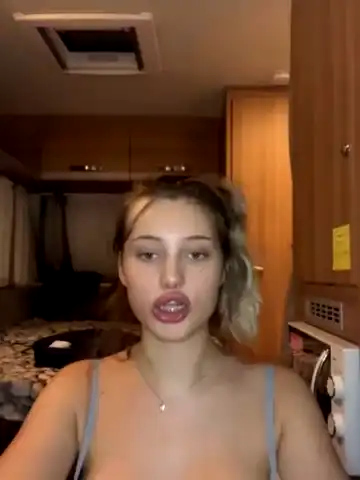 Monikahaze – StripchatLive Video Recording – 2025 02-05 12:53:27