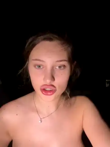 Monikahaze – StripchatLive Video Recording – 2025 05-14 00:28:38