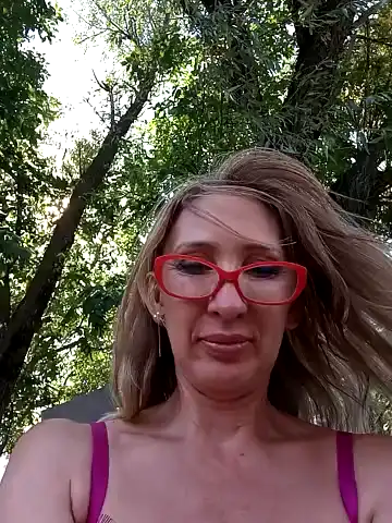 Mom___dad – StripchatLive Video Recording – 2025 02-28 00:30:59