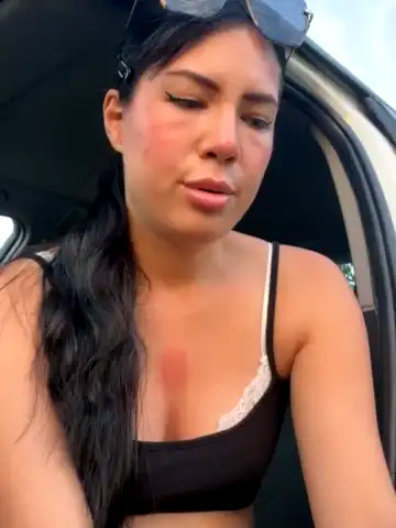 Clairewntr – StripchatLive Video Recording – 2025 05-18 23:01:29