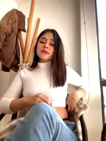 Sammbunny – StripchatLive Video Recording – 2025 02-15 11:13:32