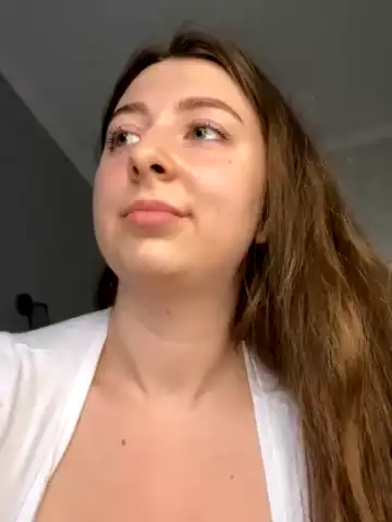 Curvyflawless – StripchatLive Video Recording – 2025 05-12 21:41:06