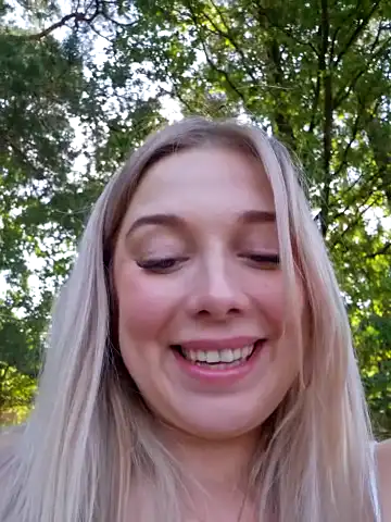 Cherryauroraa – StripchatLive Video Recording – 2025 02-20 11:29:56