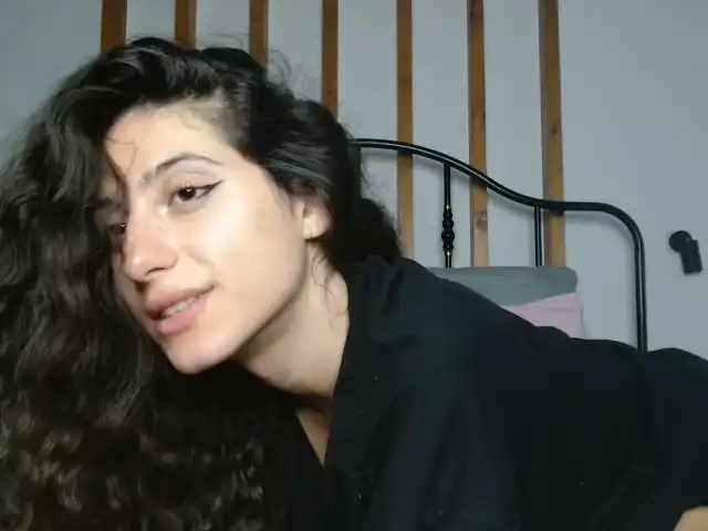 Harleeen – StripchatLive Video Recording – 2025 02-09 01:01:05