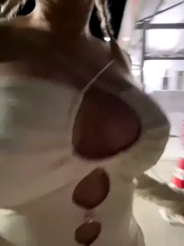 Kirstievegas – StripchatLive Video Recording – 2025 05-05 09:16:16