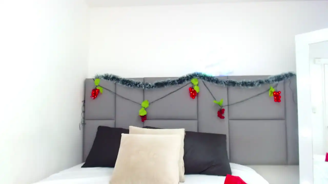 Charlotterouse – XlovecamLive Video Recording – 2024 10-13 10:47:34