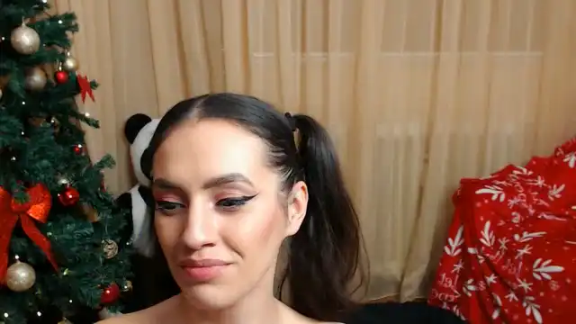 Vievienneclemente – XlovecamLive Video Recording – 2025 02-24 02:25:57
