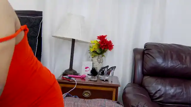 Cin – XlovecamLive Video Recording – 2025 04-07 04:54:06