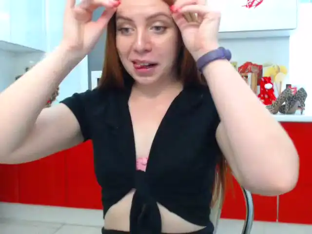 Mignonnes – XlovecamLive Video Recording – 2025 04-04 16:25:24