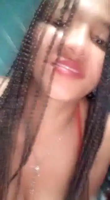 Sarabeckett – XlovecamLive Video Recording – 2025 02-05 01:29:05