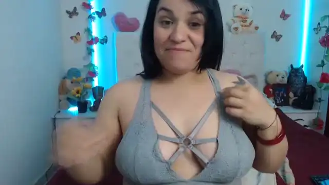 Vivianathomson – XlovecamLive Video Recording – 2024 09-01 16:00:15